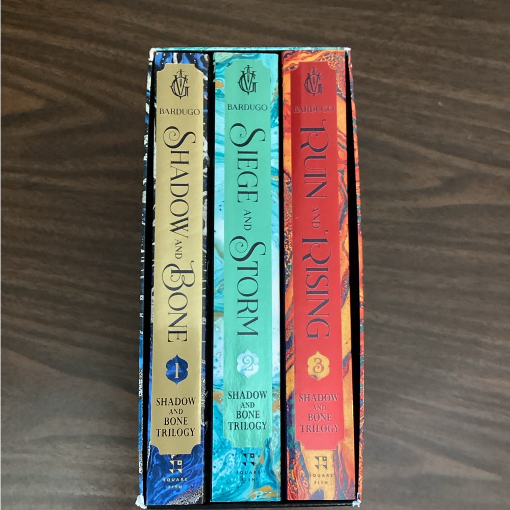 Shadow and Bone book set